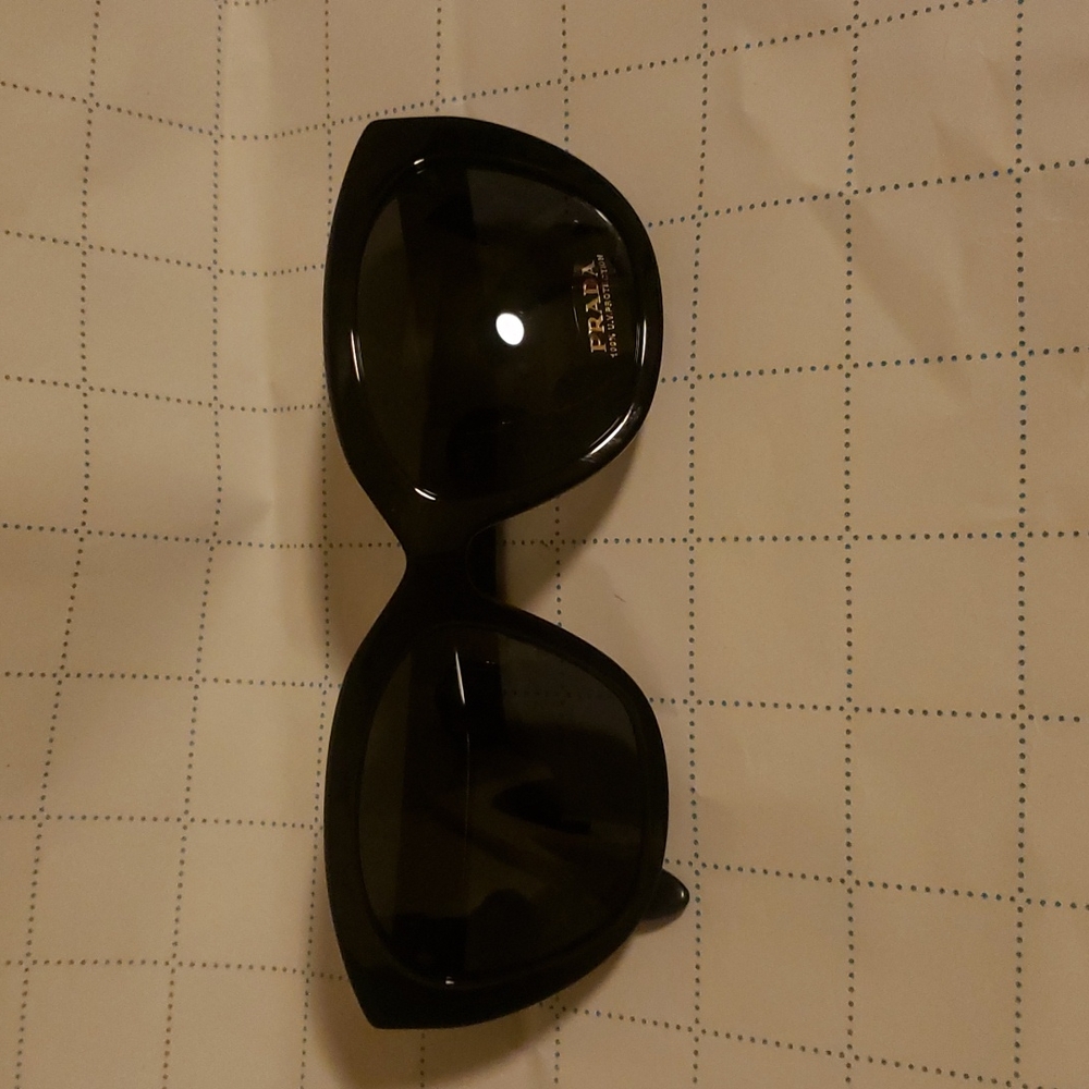 Prada sunglasses PR 16XS 1AB 550 Black